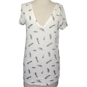 White Cotton Feather V Neck Tee Shirt Size Medium